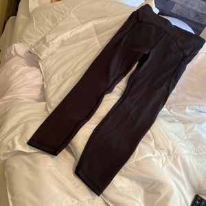 Lululemon POWER THRU HIGH-RISE 25” black